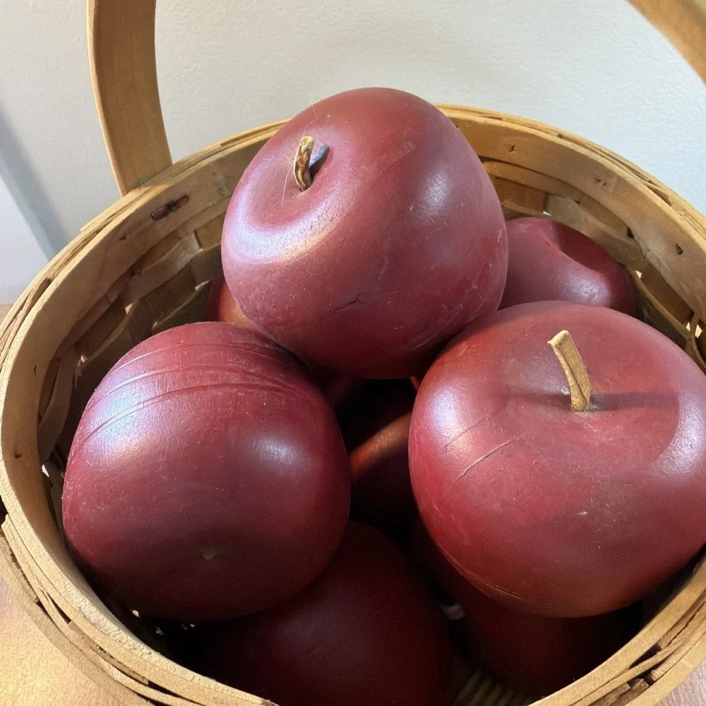 Autumn Apple Basket Full Of Wooden Apples Handle, Painted Apples Design 8